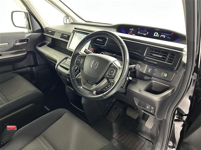 ステップワゴンスパーダ スパーダ 純正9型ナビ バックカメラ 衝突軽減ブレーキ オートクルーズコントロール 車線逸脱警報 レーンキープアシスト 誤発進抑制機能 先行車発進通知 標識認識機能 フリップダウンモニター LEDヘッドライト(22枚目)