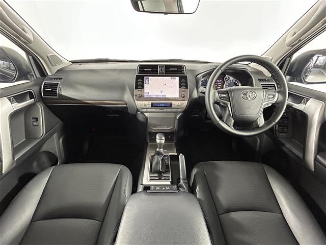 ランドクルーザープラド ＴＸ　Ｌパッケージ　マットブラックエディション　純正ＤＡ　サンルーフ　パノラミックビューモニター　トヨタセーフティセンス　レーダークルコン　プリクラッシュ　セーフティ　レーンキープアシスト　ブラインドスポットモニター　前席シートヒーター　エアシート（2枚目）