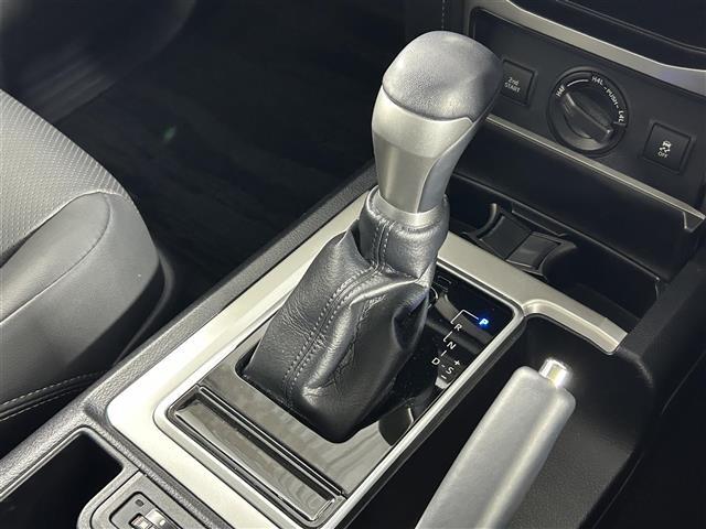 ランドクルーザープラド ＴＸ　Ｌパッケージ　マットブラックエディション　純正ＤＡ　サンルーフ　パノラミックビューモニター　トヨタセーフティセンス　レーダークルコン　プリクラッシュ　セーフティ　レーンキープアシスト　ブラインドスポットモニター　前席シートヒーター　エアシート（23枚目）