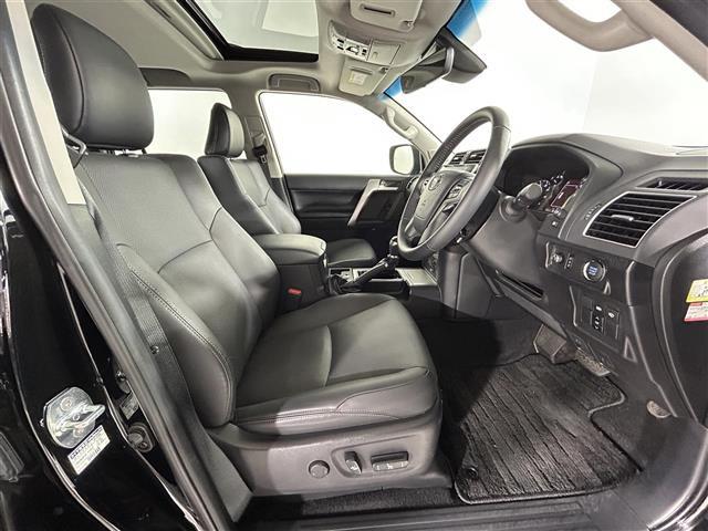 ランドクルーザープラド ＴＸ　Ｌパッケージ　マットブラックエディション　純正ＤＡ　サンルーフ　パノラミックビューモニター　トヨタセーフティセンス　レーダークルコン　プリクラッシュ　セーフティ　レーンキープアシスト　ブラインドスポットモニター　前席シートヒーター　エアシート（25枚目）