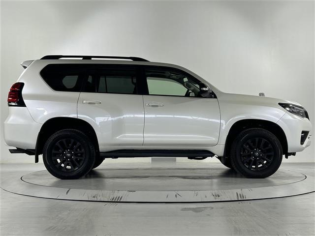 ランドクルーザープラド ＴＸ　Ｌパッケージ　純正７インチナビ　バックカメラ　レーダークルーズコントロール　レーンアシスト　電動格納サードシート　ドライブレコーダー　標識認識機能　先行車発進告知　サンルーフ　パワーシート　シートヒーター　ＥＴＣ（38枚目）