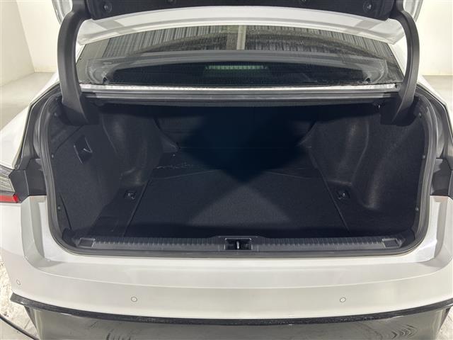 IS IS300h FスポーツモードブラックS 純正10.3インチナビ 全方位カメラ サンルーフ 衝突軽減装置 ブラインドスポットモニター レーダークルーズコントロール レーンアシスト LEDヘッドライト レザーシート ステアリングヒーター ETC(30枚目)