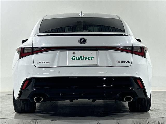 IS IS300h FスポーツモードブラックS 純正10.3インチナビ 全方位カメラ サンルーフ 衝突軽減装置 ブラインドスポットモニター レーダークルーズコントロール レーンアシスト LEDヘッドライト レザーシート ステアリングヒーター ETC(32枚目)