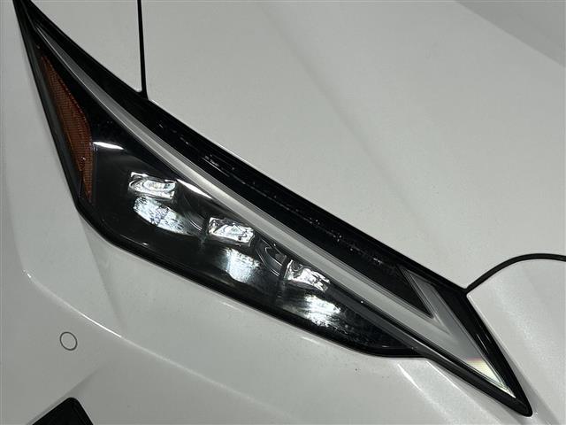 IS IS300h FスポーツモードブラックS 純正10.3インチナビ 全方位カメラ サンルーフ 衝突軽減装置 ブラインドスポットモニター レーダークルーズコントロール レーンアシスト LEDヘッドライト レザーシート ステアリングヒーター ETC(40枚目)