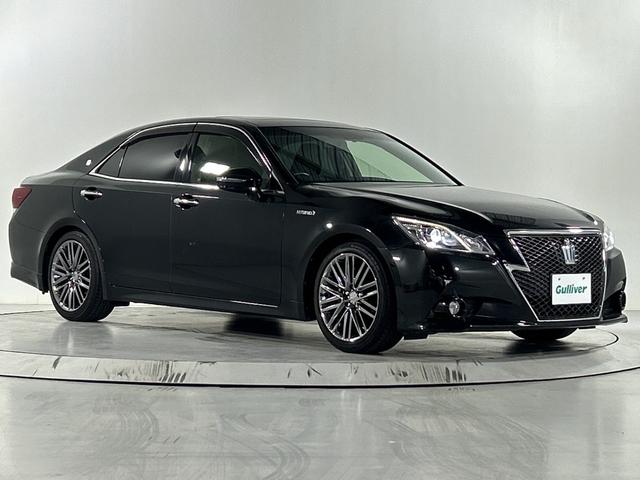 クラウンハイブリッド 　純正８インチナビ　バックカメラ　サンルーフ　クルーズコントロール　一時停止案内　先行車発進告知　オートワイパー　オートライト　ＨＩＤヘッドライト　シートヒーター　ビルトインＥＴＣ　ステアリングヒーター（34枚目）