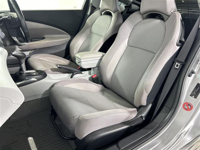 ＣＲ－Ｚ α　ＣＤデッキ　クルーズコントロール　パドルシフト　純正１６インチアルミホイール　オートライト　フォグライト　純正フロアマット　ＥＴＣ　ドアバイザー　オートエアコン　電動格納ミラー　横滑り防止装置（24枚目）