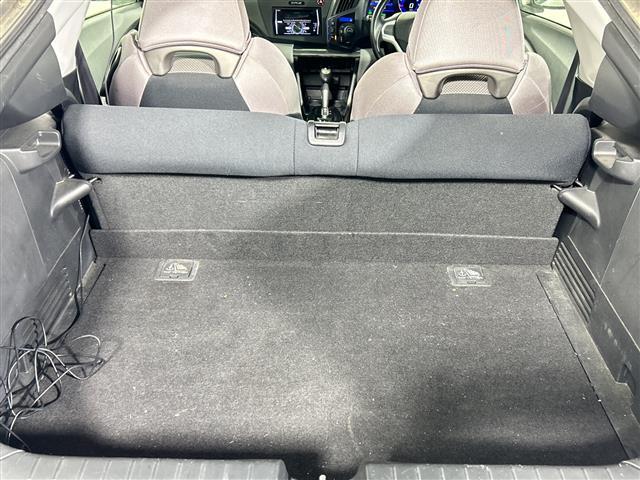 ＣＲ－Ｚ α　ＣＤデッキ　クルーズコントロール　パドルシフト　純正１６インチアルミホイール　オートライト　フォグライト　純正フロアマット　ＥＴＣ　ドアバイザー　オートエアコン　電動格納ミラー　横滑り防止装置（26枚目）
