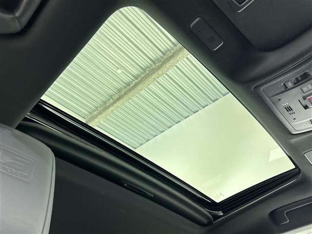 ＥＳ ＥＳ３００ｈ　Ｆスポーツ　純正１２．３型ナビ　サンルーフ　衝突軽減システム　バックカメラ　コーナーセンサー　レーンキープアシスト　レーダークルーズ　レザーシート　純正アルミホイール　ＬＥＤヘッドライト　ビルトインＥＴＣ２．０（7枚目）