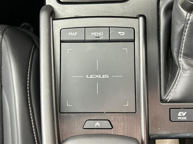 ＥＳ ＥＳ３００ｈ　Ｆスポーツ　純正１２．３型ナビ　サンルーフ　衝突軽減システム　バックカメラ　コーナーセンサー　レーンキープアシスト　レーダークルーズ　レザーシート　純正アルミホイール　ＬＥＤヘッドライト　ビルトインＥＴＣ２．０（15枚目）