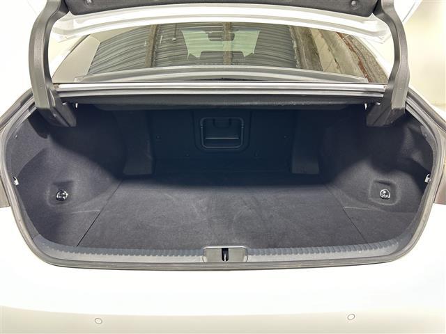 ＥＳ ＥＳ３００ｈ　Ｆスポーツ　純正１２．３型ナビ　サンルーフ　衝突軽減システム　バックカメラ　コーナーセンサー　レーンキープアシスト　レーダークルーズ　レザーシート　純正アルミホイール　ＬＥＤヘッドライト　ビルトインＥＴＣ２．０（30枚目）