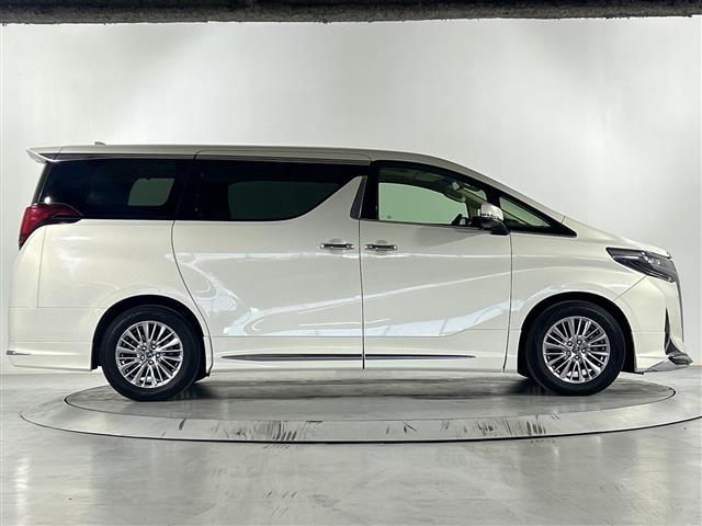 アルファード ２．５Ｇ　純正１０型ナビ　ツインルーフ　デジタルインナーミラー　レーダークルコン　ＪＢＬプレミアムサウンド　モデリスタエアロ　ステアリングリモコン　トヨタセーフティセンス　レーンキープアシスト　ＢＳＭ　ＰＫＳＢ（32枚目）