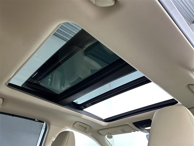 ＲＸ ＲＸ４５０ｈ　バージョンＬ　メーカーナビ　サンルーフ　バックカメラ　全方位カメラ　パワーバックドア　ドラレコ　ヘッドアップディスプレイ　横滑り防止　レーンキープアシスト　ふらつき検知　プリクラッシュセーフティー　先行車発進告知（2枚目）