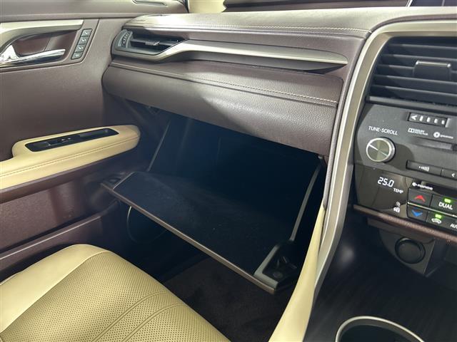 ＲＸ ＲＸ４５０ｈ　バージョンＬ　メーカーナビ　サンルーフ　バックカメラ　全方位カメラ　パワーバックドア　ドラレコ　ヘッドアップディスプレイ　横滑り防止　レーンキープアシスト　ふらつき検知　プリクラッシュセーフティー　先行車発進告知（23枚目）