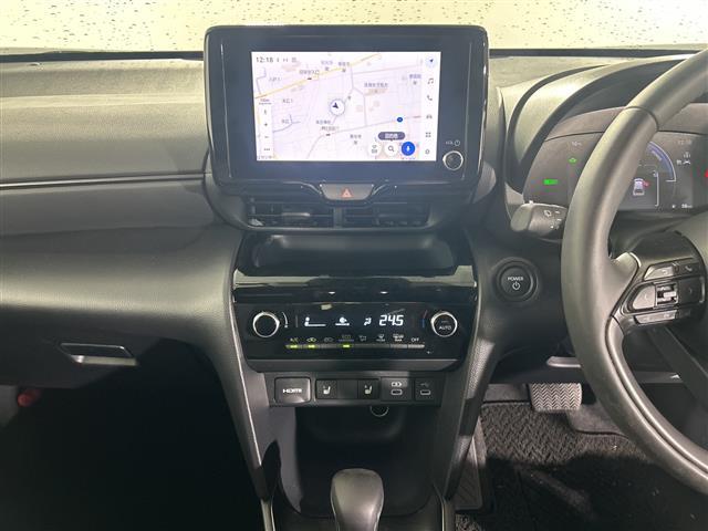 ヤリスクロス ハイブリッドＺ　純正８インチディスプレイオーディオ　全方位カメラ　衝突被害軽減システム　レーダークルーズコントロール　レーンアシスト　ブラインドスポットモニター　パーキングサポートブレーキ　クリアランスソナー　ＥＴＣ（19枚目）