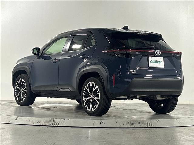 ヤリスクロス ハイブリッドＺ　純正８インチディスプレイオーディオ　全方位カメラ　衝突被害軽減システム　レーダークルーズコントロール　レーンアシスト　ブラインドスポットモニター　パーキングサポートブレーキ　クリアランスソナー　ＥＴＣ（34枚目）