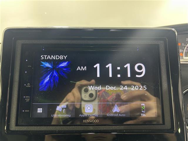 Ｎ－ＢＯＸカスタム Ｇ・Ｌターボホンダセンシング　社外７インチディスプレイオーディオ　バックカメラ　衝突被害軽減システム　レーダークルーズコントロール　レーンアシスト　横滑り防止装置　先行車発進告知機能　ロードサインアシスト　両側パワースライドドア（3枚目）