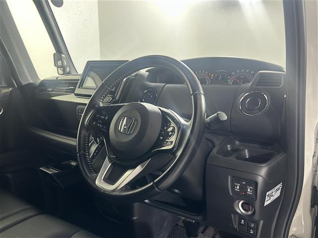 Ｎ－ＢＯＸカスタム Ｇ・Ｌターボホンダセンシング　社外７インチディスプレイオーディオ　バックカメラ　衝突被害軽減システム　レーダークルーズコントロール　レーンアシスト　横滑り防止装置　先行車発進告知機能　ロードサインアシスト　両側パワースライドドア（16枚目）