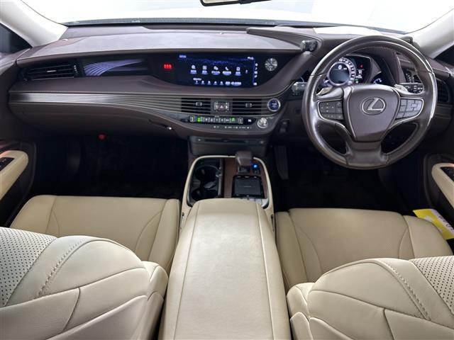 ＬＳ ＬＳ５００ｈ　Ｉパッケージ　純正１２．１インチナビ　サンルーフ　全方位カメラ　衝突被害軽減システム　エアサス　レーダークルーズコントロール　レーンアシスト　ブラインドスポットモニター　３眼ＬＥＤヘッドライト　ビルトインＥＴＣ２０（2枚目）