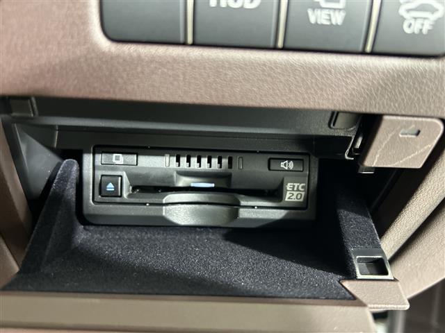 ＬＳ ＬＳ５００ｈ　Ｉパッケージ　純正１２．１インチナビ　サンルーフ　全方位カメラ　衝突被害軽減システム　エアサス　レーダークルーズコントロール　レーンアシスト　ブラインドスポットモニター　３眼ＬＥＤヘッドライト　ビルトインＥＴＣ２０（15枚目）