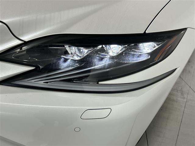 ＬＳ ＬＳ５００ｈ　Ｉパッケージ　純正１２．１インチナビ　サンルーフ　全方位カメラ　衝突被害軽減システム　エアサス　レーダークルーズコントロール　レーンアシスト　ブラインドスポットモニター　３眼ＬＥＤヘッドライト　ビルトインＥＴＣ２０（40枚目）