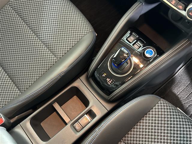 キックス Ｘ　純正９インチナビ　全方位カメラ　衝突被害軽減システム　プロパイロット　レーダークルーズコントロール　レーンアシスト　コーナーセンサー　ふらつき警報　オートライト　オートハイビーム　ＬＥＤヘッドライト（20枚目）