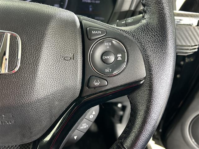 ヴェゼル Ｘ・ホンダセンシング　純正８インチナビ　バックカメラ　衝突被害軽減装置　レーダークルーズコントロール　レーンアシスト　標識認識機能　先行車発進告知機能　横滑り防止装置　オートライト　電子パーキング　ブレーキホールド　ＥＴＣ（17枚目）
