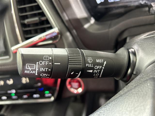 ヴェゼル Ｘ・ホンダセンシング　純正８インチナビ　バックカメラ　衝突被害軽減装置　レーダークルーズコントロール　レーンアシスト　標識認識機能　先行車発進告知機能　横滑り防止装置　オートライト　電子パーキング　ブレーキホールド　ＥＴＣ（18枚目）