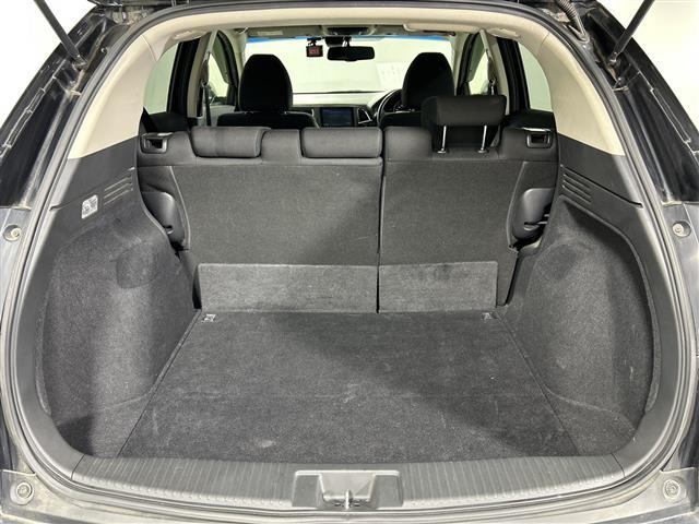 ヴェゼル Ｘ・ホンダセンシング　純正８インチナビ　バックカメラ　衝突被害軽減装置　レーダークルーズコントロール　レーンアシスト　標識認識機能　先行車発進告知機能　横滑り防止装置　オートライト　電子パーキング　ブレーキホールド　ＥＴＣ（29枚目）