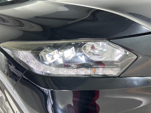 ヴェゼル Ｘ・ホンダセンシング　純正８インチナビ　バックカメラ　衝突被害軽減装置　レーダークルーズコントロール　レーンアシスト　標識認識機能　先行車発進告知機能　横滑り防止装置　オートライト　電子パーキング　ブレーキホールド　ＥＴＣ（40枚目）