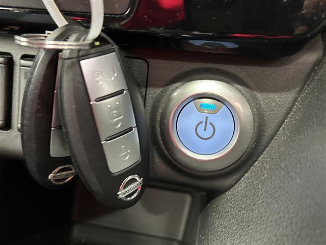 リーフ X 純正7インチナビ バックカメラ 衝突軽減装置 クルーズコントロール 車線逸脱警報 標識検知 オートライト オートハイビーム LEDヘッドライト LEDフォグライト ビルトインETC ステアリングヒータ(23枚目)