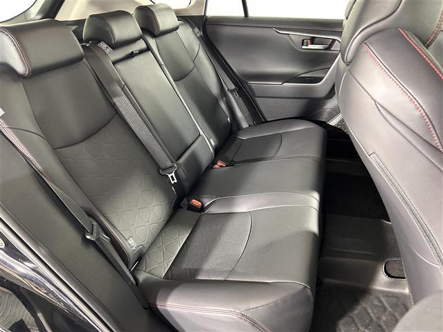 ＲＡＶ４ アドベンチャー　オフロードパッケージＩＩ　４ＷＤ　純正１０．５型ディスプレイオーディオ　全方位モニター　衝突軽減システム　コーナーセンサー　レーンアシスト　追従型クルーズコントロール　パワーシート　　オートマチックハイビーム　ビルトインＥＴＣ（24枚目）