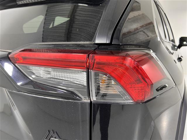 ＲＡＶ４ アドベンチャー　オフロードパッケージＩＩ　４ＷＤ　純正１０．５型ディスプレイオーディオ　全方位モニター　衝突軽減システム　コーナーセンサー　レーンアシスト　追従型クルーズコントロール　パワーシート　　オートマチックハイビーム　ビルトインＥＴＣ（40枚目）