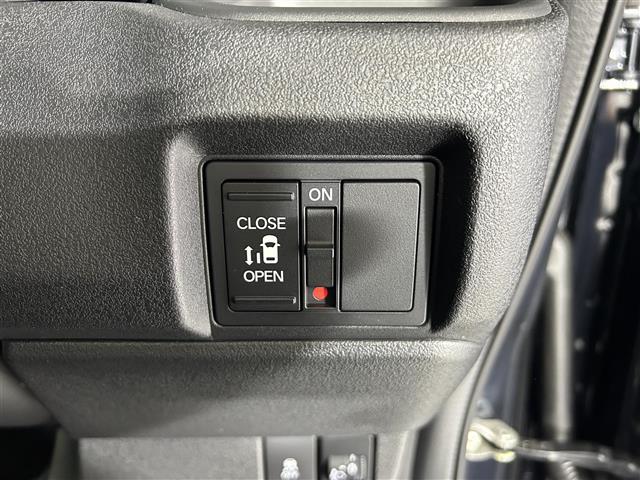 N-BOXカスタム ベースグレード 登録済み未使用車 衝突被害軽減装置 禁煙車 車線逸脱防止 パーキングソナー 片側パワースライドドア LEDヘッドライト 純正14インチアルミホイール シートヒーター チップアップシート スマートキー(10枚目)