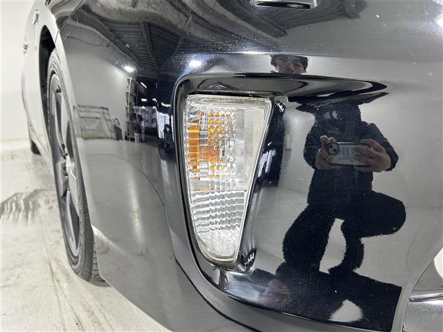 プリウス Ｓツーリングセレクション　純正８インチナビ　バックカメラ　オートライト　ＬＥＤヘッドライト　フォグライト　横滑り防止装置　カーテンエアバック　純正１７インチアルミホイール　ステアリングスイッチ　ヘッドライトウォッシャー　ＥＴＣ（38枚目）