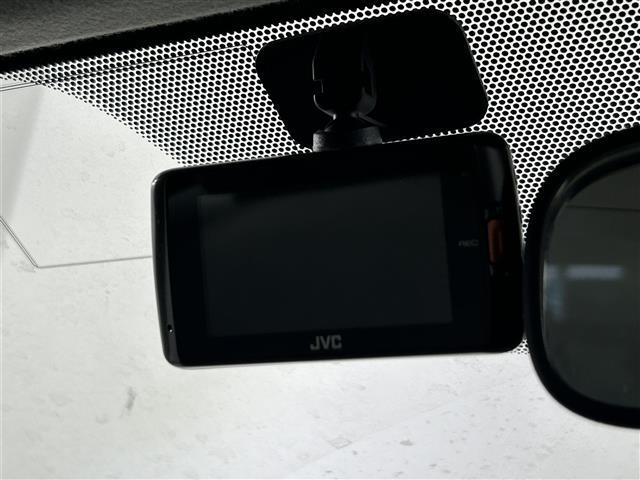 ������тm���C�P���̃K���o�[�����炱���ł��鍂������I���Q�O�Q�O�N�P���@�i���j���{�\����������������ׁi�������ÎԔ���s��̑�蔃����Ǝ҂�ΏۂƂ����u���Î����Ԕ���䐔�m���D�P�����v���j