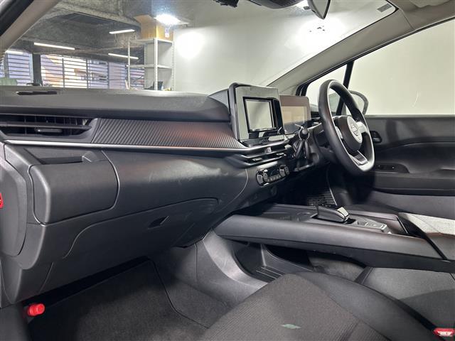 ノート Ｓ　社外７インチナビ　バックカメラ　衝突被害軽減装置　車線逸脱警報　ロードサインアシスト　コーナーセンサー　パーキングソナー　ふらつき警報　オートライト　オートハイビーム　電子パーキング　ビルトインＥＴＣ（27枚目）