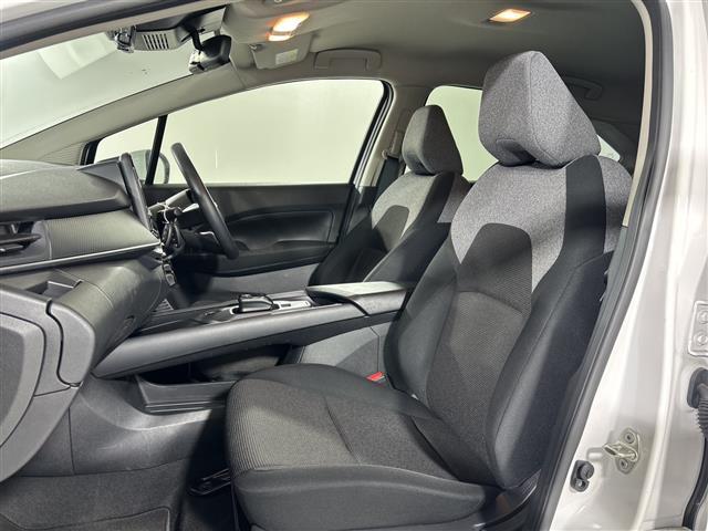 ノート Ｓ　社外７インチナビ　バックカメラ　衝突被害軽減装置　車線逸脱警報　ロードサインアシスト　コーナーセンサー　パーキングソナー　ふらつき警報　オートライト　オートハイビーム　電子パーキング　ビルトインＥＴＣ（28枚目）