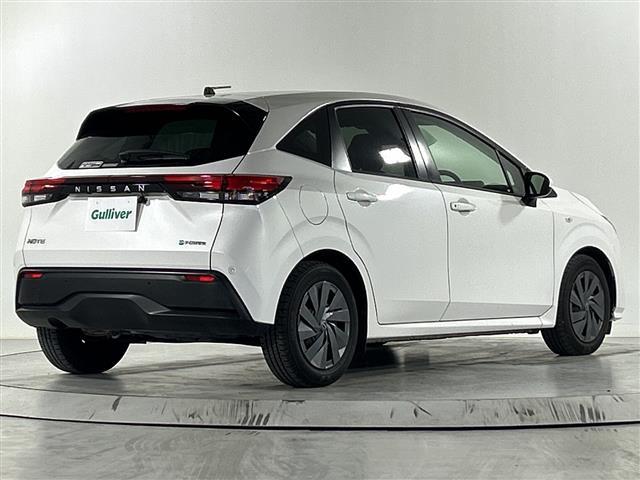 ノート Ｓ　社外７インチナビ　バックカメラ　衝突被害軽減装置　車線逸脱警報　ロードサインアシスト　コーナーセンサー　パーキングソナー　ふらつき警報　オートライト　オートハイビーム　電子パーキング　ビルトインＥＴＣ（36枚目）