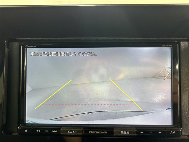 ノート Ｓ　社外７インチナビ　バックカメラ　衝突被害軽減システム　車線逸脱警報　ロードサインアシスト　コーナーセンサー　パーキングソナー　ふらつき警報　オートライト　オートハイビーム　ビルトインＥＴＣ　ドラレコ（5枚目）