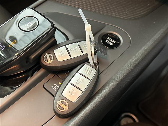 ノート Ｓ　社外７インチナビ　バックカメラ　衝突被害軽減システム　車線逸脱警報　ロードサインアシスト　コーナーセンサー　パーキングソナー　ふらつき警報　オートライト　オートハイビーム　ビルトインＥＴＣ　ドラレコ（22枚目）