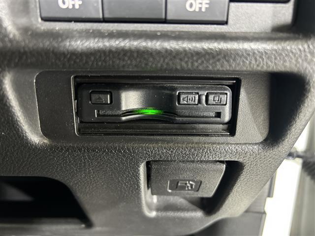 ������тm���C�P���̃K���o�[�����炱���ł��鍂������I���Q�O�Q�O�N�P���@�i���j���{�\����������������ׁi�������ÎԔ���s��̑�蔃����Ǝ҂�ΏۂƂ����u���Î����Ԕ���䐔�m���D�P�����v���j