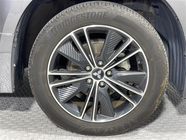 デリカＤ：５ アーバンギア　Ｇ　パワーパッケージ　禁煙車　県外仕入　７人乗り　純正１０インチナビ（フルセグ、Ｂｌｕｅｔｏｏｔｈ、ＨＤＭＩ）全方位カメラ　両側パワースライド　衝突軽減ブレーキ　レーンキープアシスト　ＢＳＭ　ＬＥＤヘッドライト　ドラレコ（30枚目）
