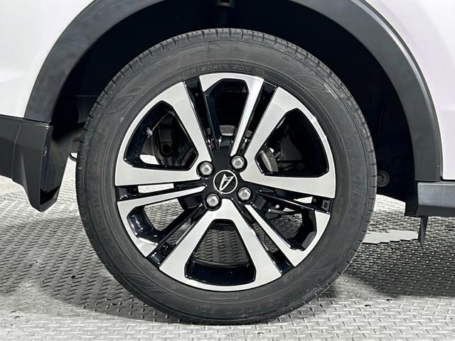 ロッキー Ｇ　禁煙車　スマートアシスト　全方位カメラ　純正ナビ（ラジオ，Ｂｌｕｅｔｏｏｔｈ，フルセグＴＶ）　アダプティブクルーズコントロール　コーナーセンサ　衝突軽減　　　前席シートヒーター　ステアリングスイッチ（32枚目）