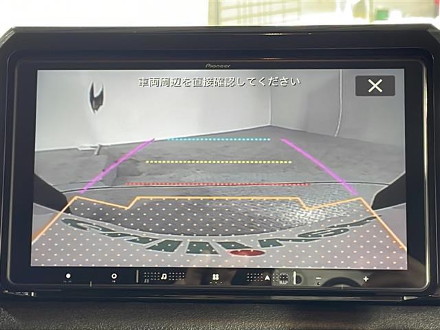 【　バックカメラ　】便利なバックカメラ装備で安全確認を頂けます。駐車が苦手な方にもオススメな便利機能です♪