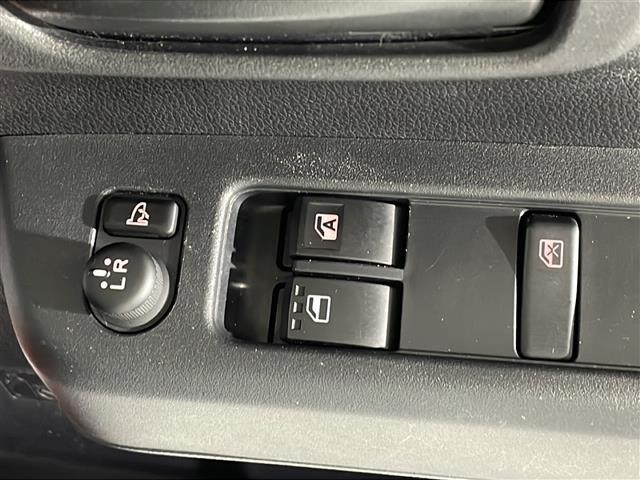 ハイゼットカーゴ クルーズ　禁煙車　社外ナビ（ＢＴ，フルセグ，ＣＤ／ＤＶＤ，ラジオ）　バックカメラ　マルチレール　オーバーヘッドネット　オーバーヘッドシェルフ　間仕切カーテン　荷室マット　クリアランスソナー　スマートアシスト（15枚目）