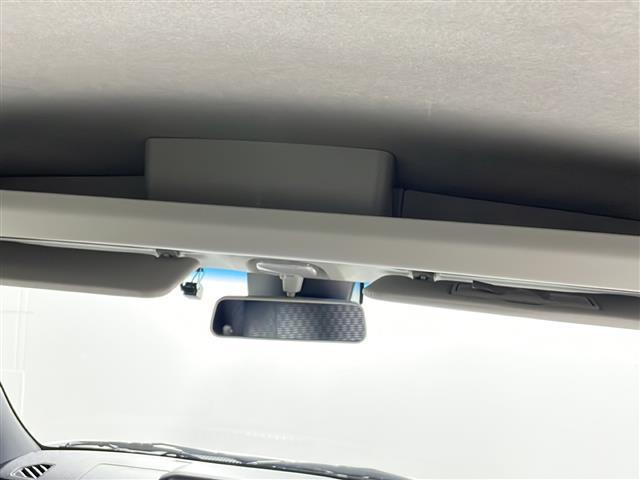 ハイゼットカーゴ クルーズ　禁煙車　社外ナビ（ＢＴ，フルセグ，ＣＤ／ＤＶＤ，ラジオ）　バックカメラ　マルチレール　オーバーヘッドネット　オーバーヘッドシェルフ　間仕切カーテン　荷室マット　クリアランスソナー　スマートアシスト（16枚目）