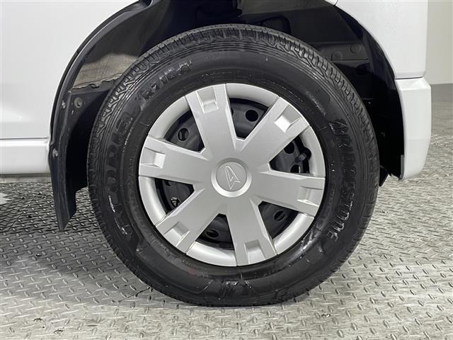 ハイゼットカーゴ クルーズ　禁煙車　社外ナビ（ＢＴ，フルセグ，ＣＤ／ＤＶＤ，ラジオ）　バックカメラ　マルチレール　オーバーヘッドネット　オーバーヘッドシェルフ　間仕切カーテン　荷室マット　クリアランスソナー　スマートアシスト（37枚目）