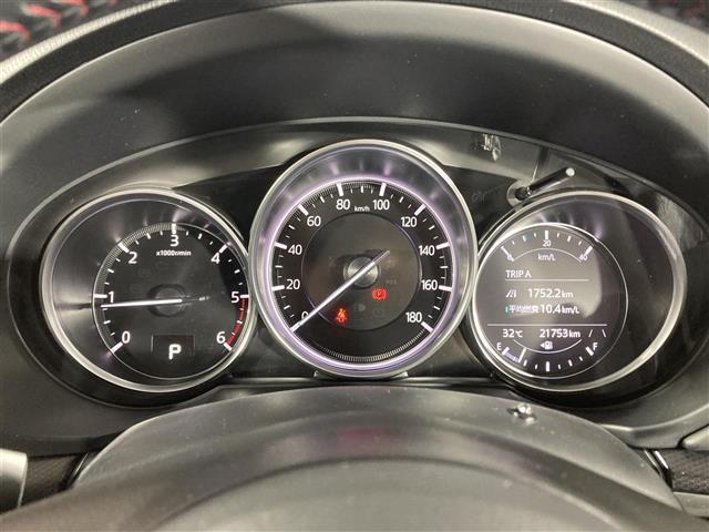 ＣＸ－８ ＸＤ　ブラックトーンエディション　県外仕入　禁煙車　純正１０インチナビ（ＢＴ，フルセグ，ラジオ，ＵＳＢ）　３６０°ビューモニター　ＢＯＳＥサウンド　フリップダウンモニター　ワイヤレス充電　パワーシート　電動リアゲート　レーダークルコン（8枚目）