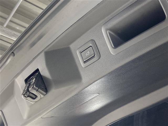 ＣＸ－８ ＸＤ　ブラックトーンエディション　県外仕入　禁煙車　純正１０インチナビ（ＢＴ，フルセグ，ラジオ，ＵＳＢ）　３６０°ビューモニター　ＢＯＳＥサウンド　フリップダウンモニター　ワイヤレス充電　パワーシート　電動リアゲート　レーダークルコン（26枚目）