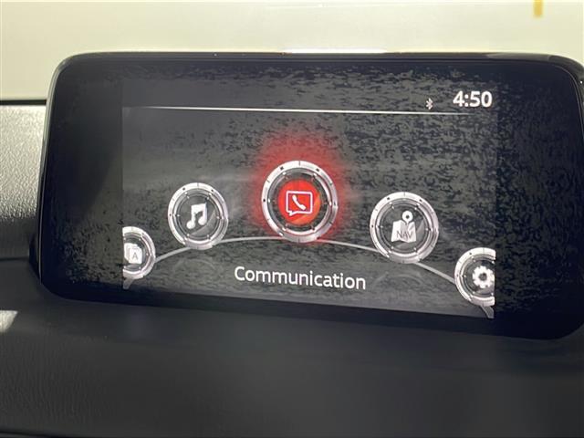 【Ｂｌｕｅｔｏｏｔｈ】ナビゲーションと携帯電話／スマートフォンをＢｌｕｅｔｏｏｔｈ接続することができます。接続するとハンズフリーで使用することができるので、とても便利です！